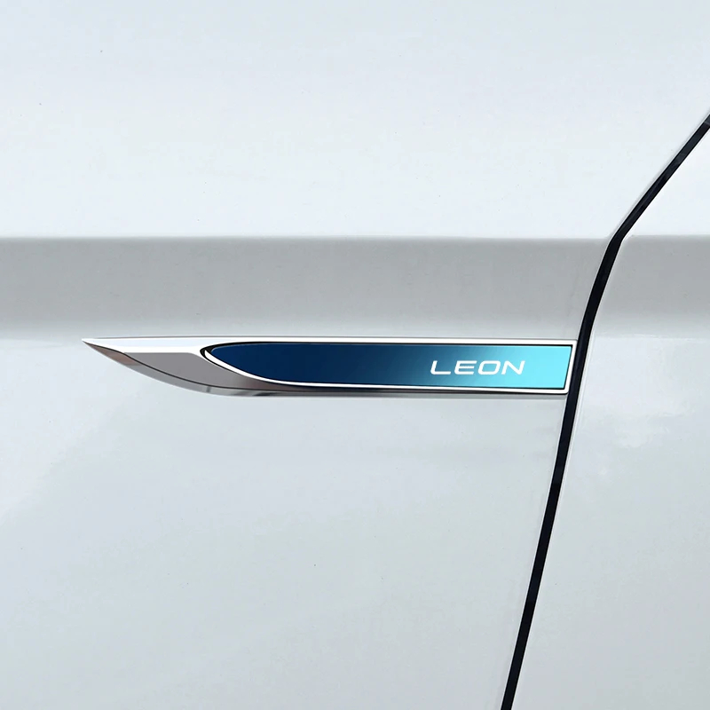 2 бр., Автомобили метален стикер, модификация крило, лазерна емблема за Seat Leon, аксесоари за автомобили за оформяне на екстериора