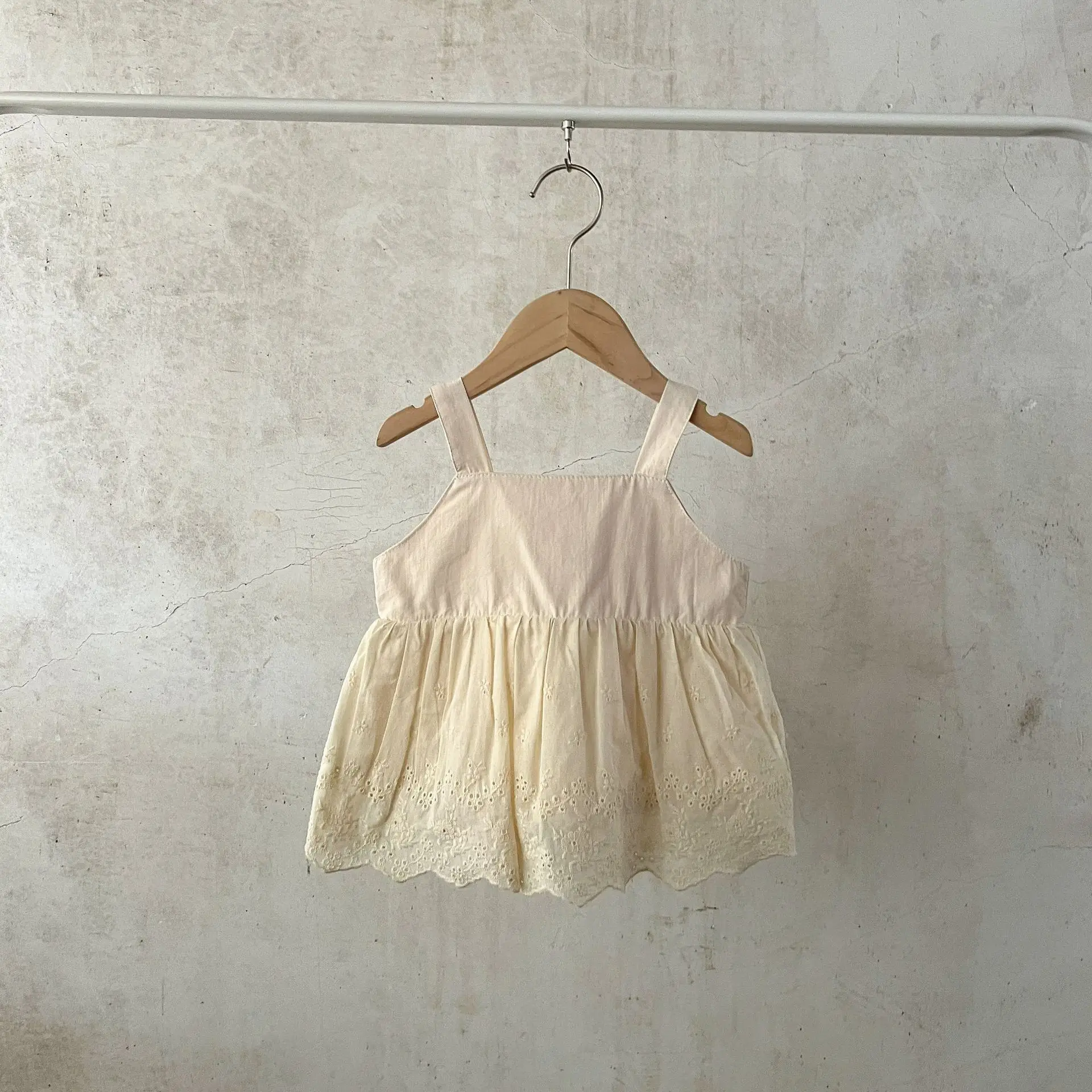 2023 г., ново лятно памучно бельо рокля-прашка за малки момичета в корейски стил, модни детски къса пола